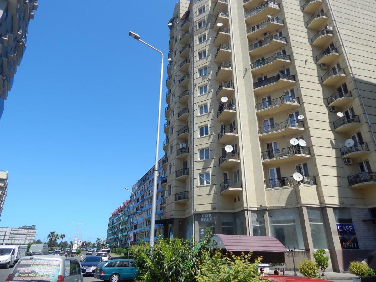 Apartment First Line From Sea Batumi Kültér fotó